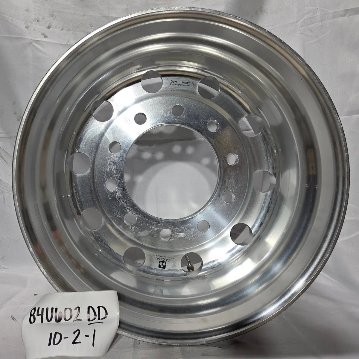 22.5X14 Hub Pilot X-One Alcoa 0" Offset - Dura-Bright® Evo (Returned Item) 1