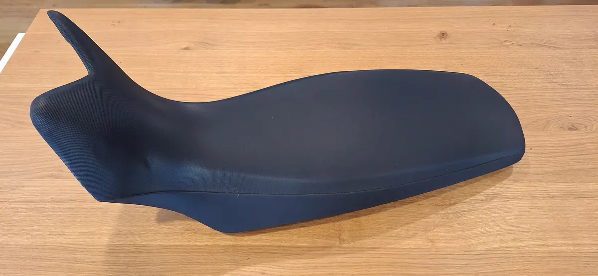 Bmw F650/F800gs Seat 1