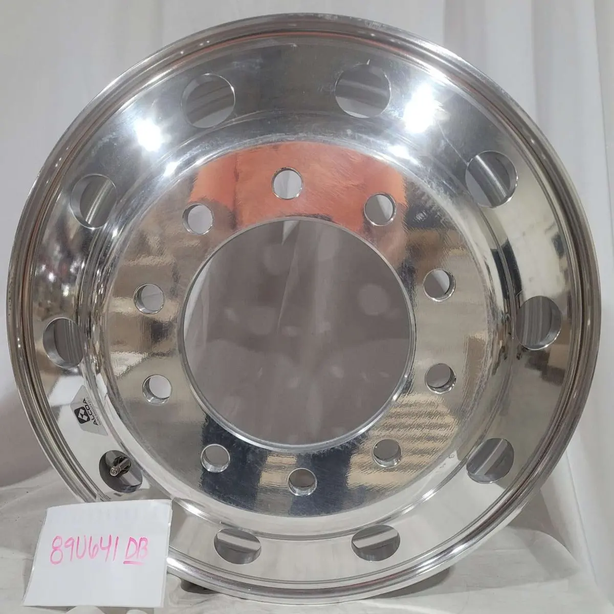 22.5X9.00 Alcoa 10X285mm Durabright Evo Front (Returned Item) 1