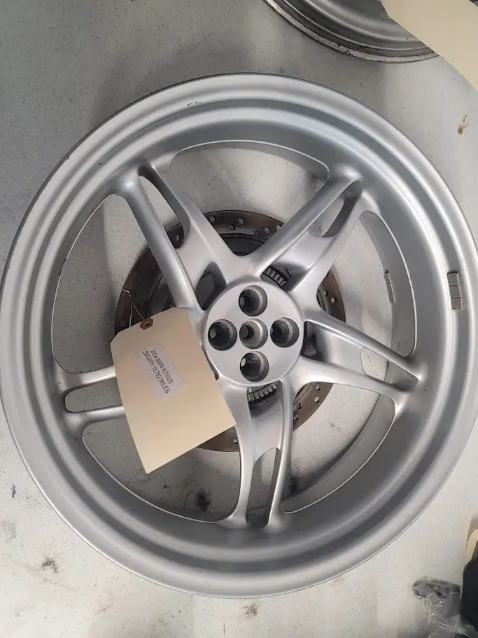 Used Bmw R1100s  Rear Wheel 1