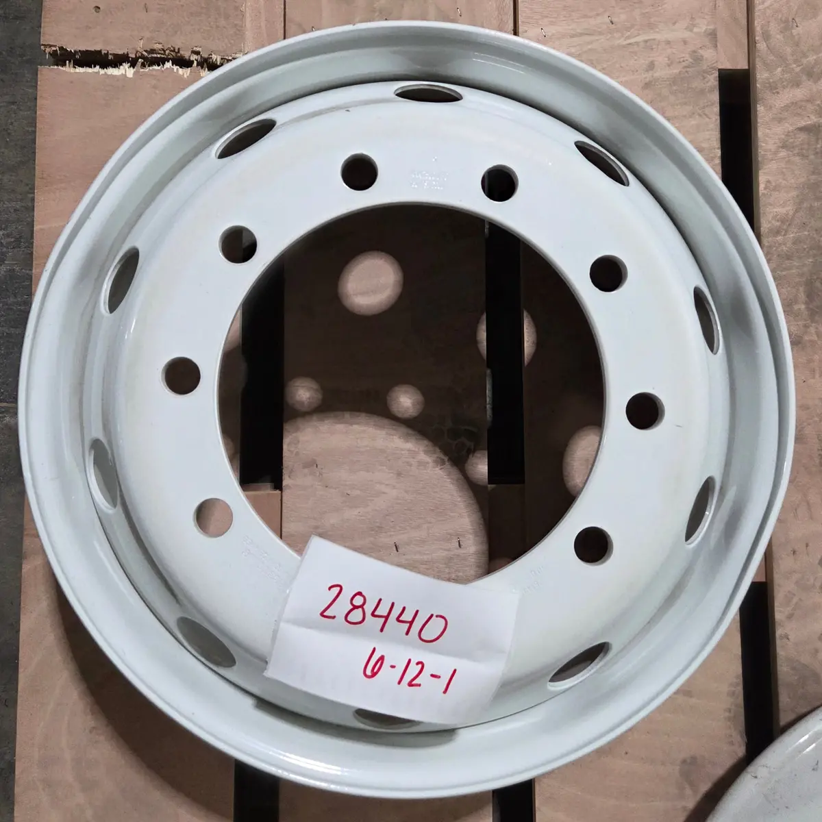 Accuride 22.5X8.25 Hub Pilot Steel Wheel 10 Hand Hole, 10X335mm (Returned Item) 1