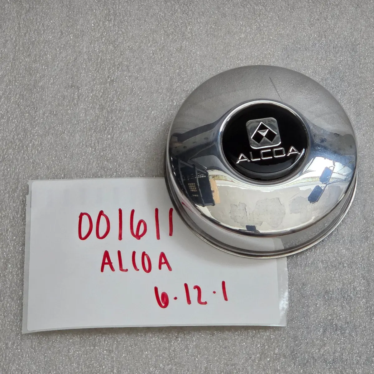 Ford/Dodge/Gm 8 Lug Front Hub Cover Alcoa (Returned Item) 1