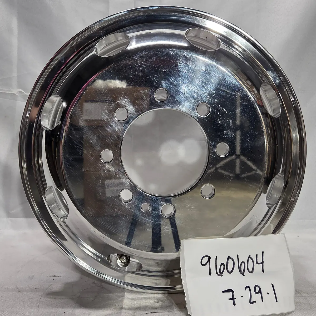 16X6 Northstar Mirror Polished 4 Wheel Kit W/ Chrome Caps And Lugs (Returned Items) 1