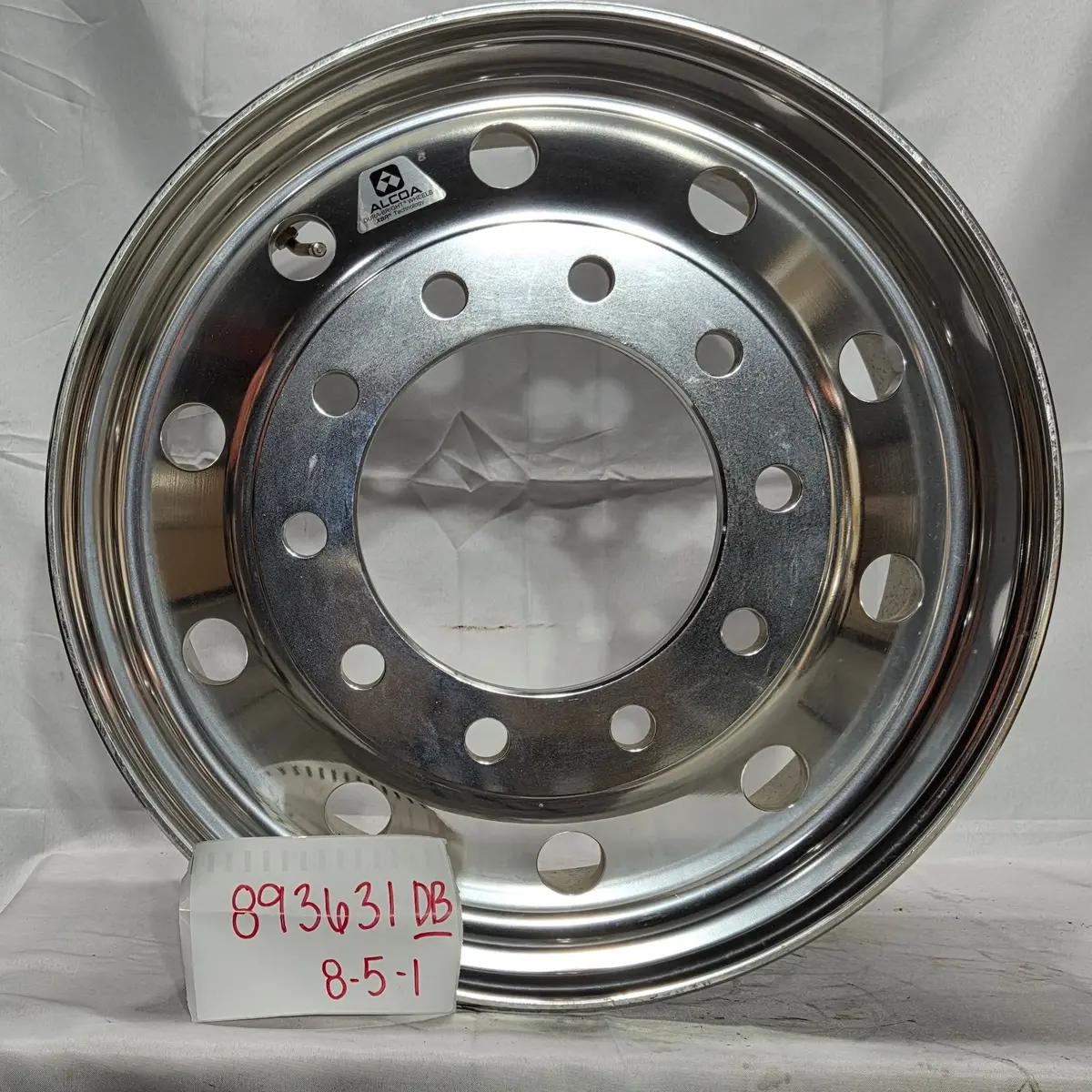 22.5X9.00 Alcoa 10X285mm Hub Pilot Mirror Polish Flat Face Front  Dura-Bright® Protection(Return Item) 1