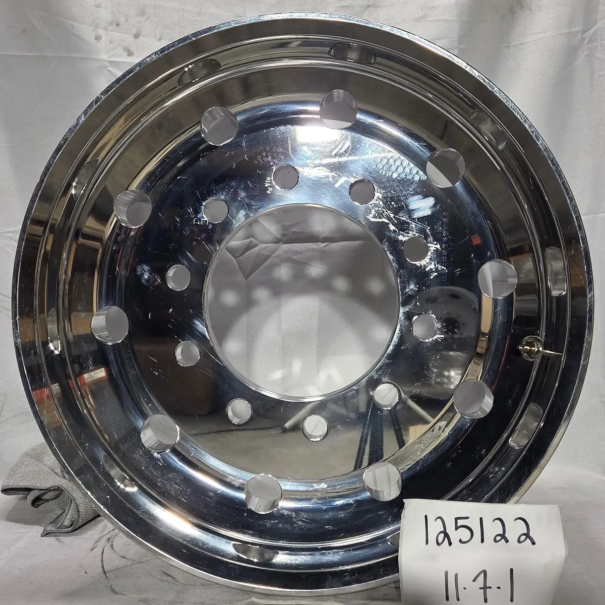 22.5X12.25 Northstar 10X285mm Hub Pilot Mirror Polish Both Sides 2.75" Offset (Returned Item) 1