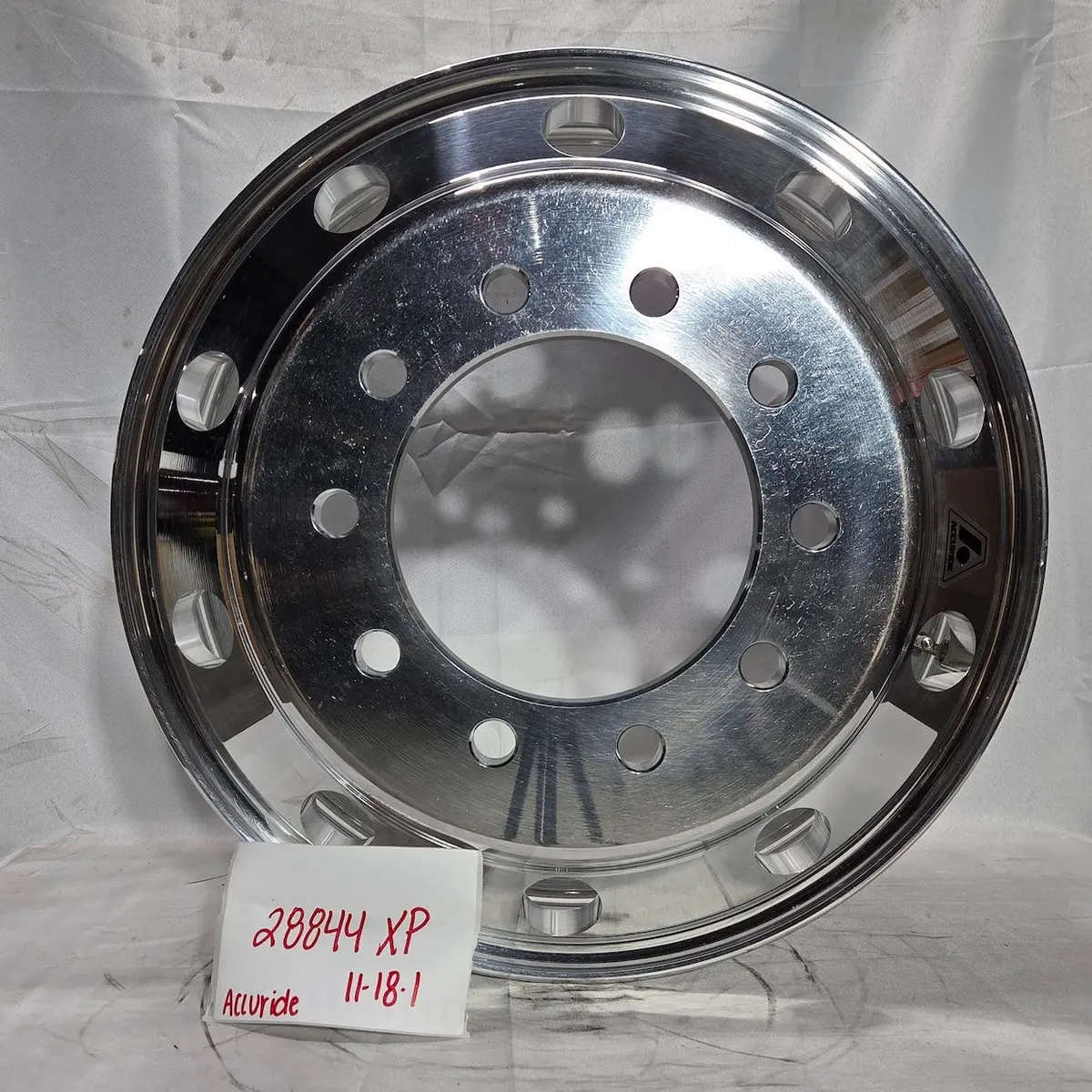 22.5X7.5 Accuride 10X285mm Hub Pilot High Polish Both Sides (Returned Item) 1
