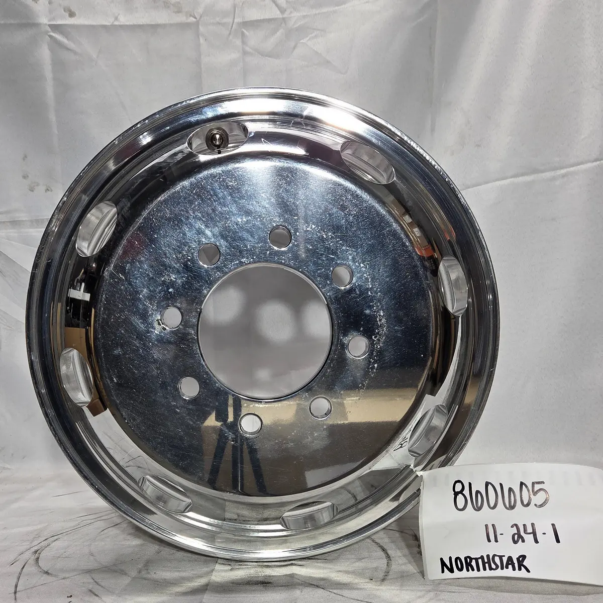 16X6 Polished Aluminum Dually Wheel – 8X6.5 For 2000 & Older Chevy/Gmc 3500 (4.56” Bore) (Returned Item) 1
