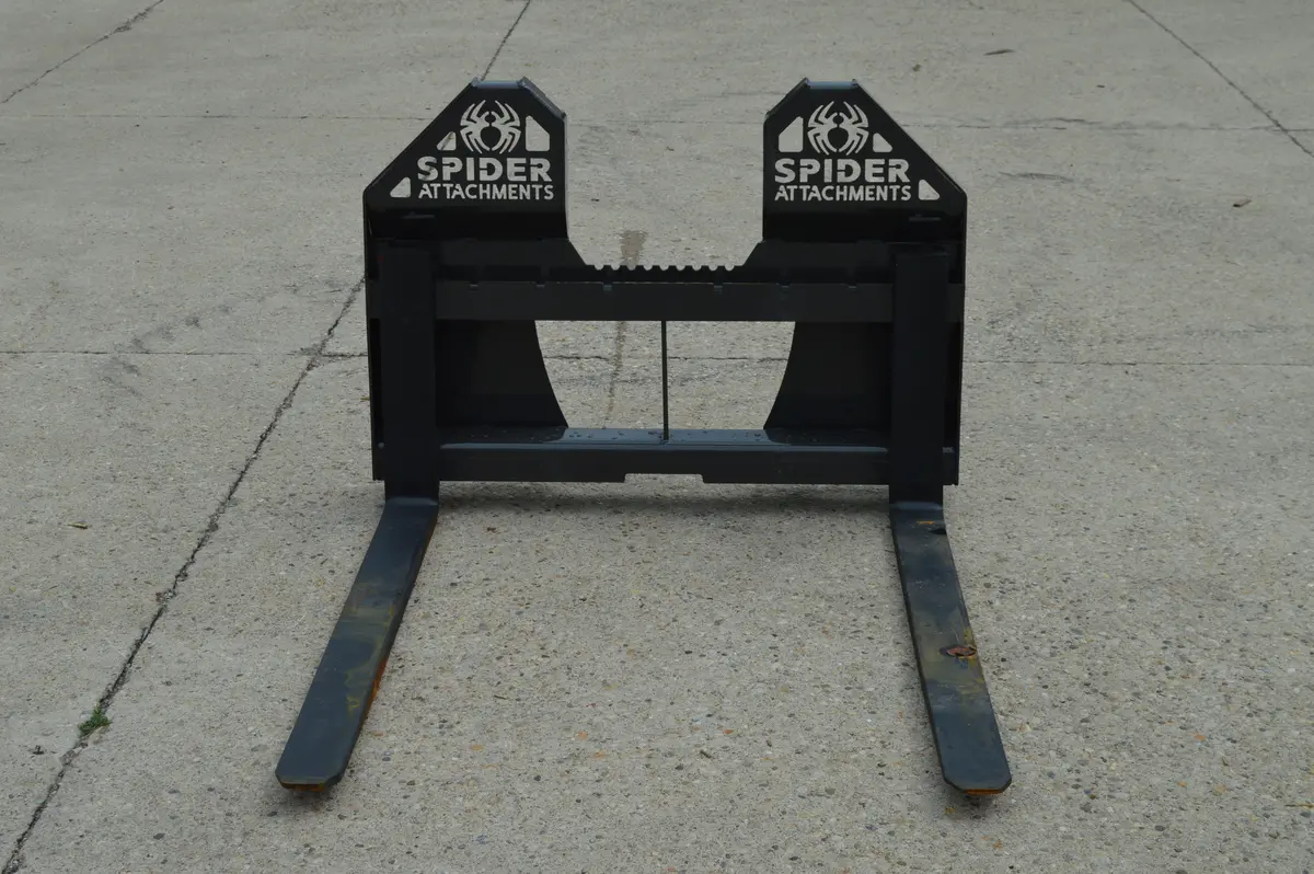 Spider Heavy Duty Walk Through Pallet Fork Assemblies For Skid Steers 1