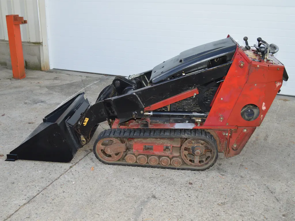 2015 Toro Dingo Tx427 (22321-3150025) 1