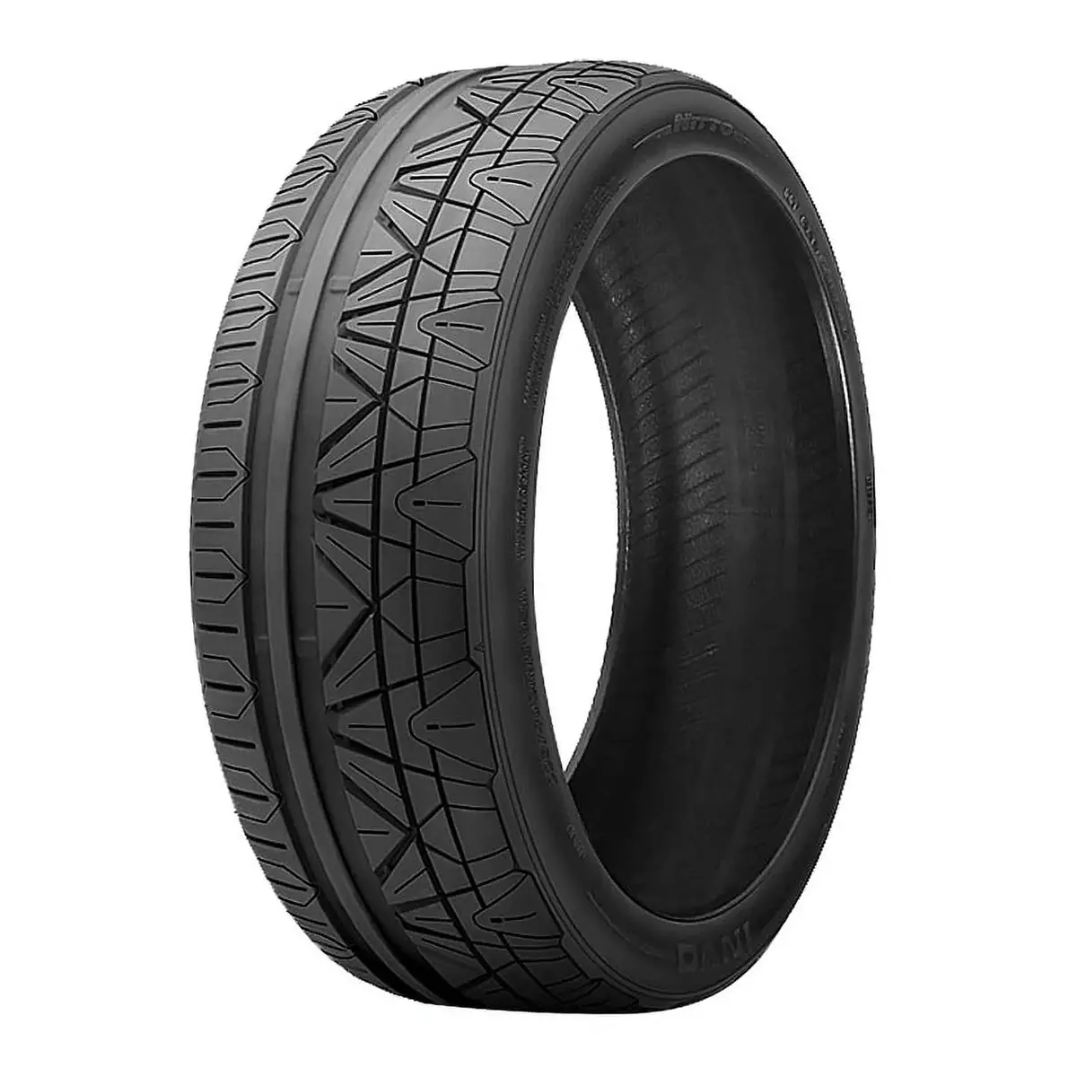 Nitto Tire Invo 305/30 R19 100W 1