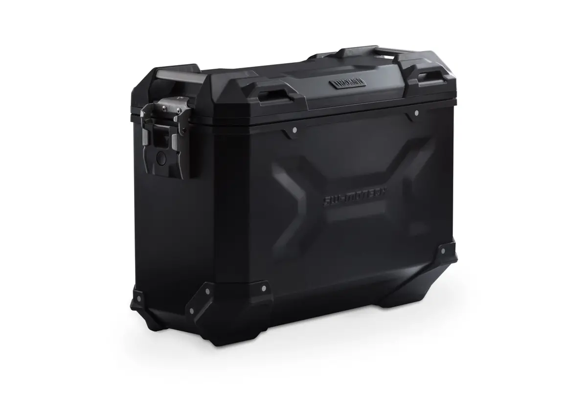 Trax Adv Hard Case - 37 Liter - Black - Left 1