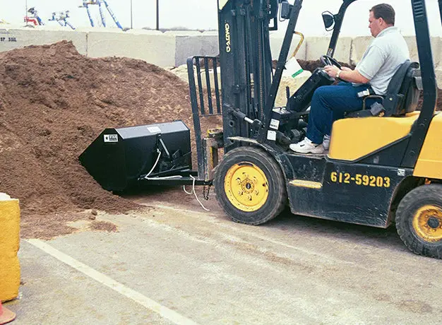 Star Forklift Self Dump Bucket 3