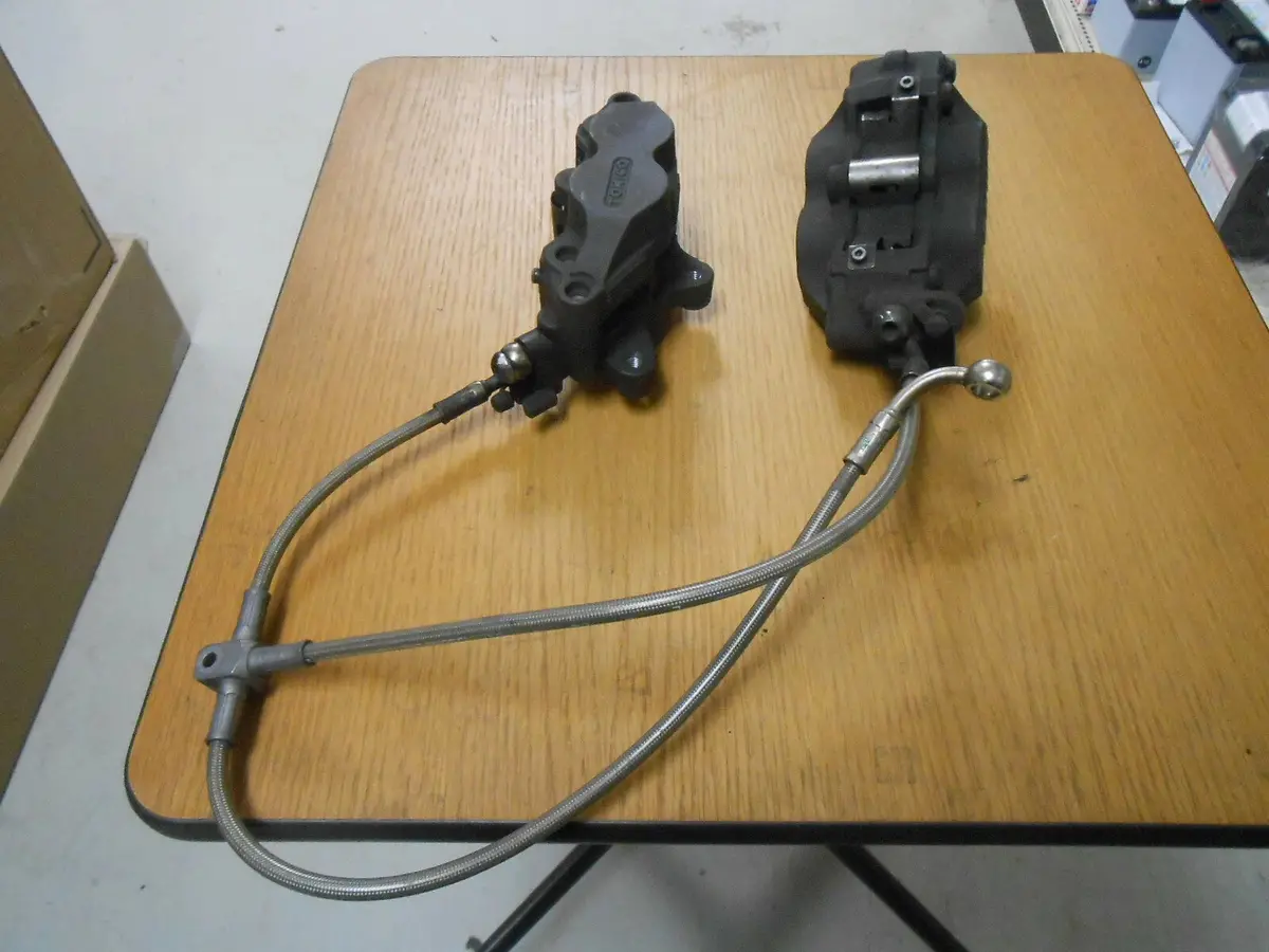 Bmw R1150 Gsa Used Front Brake Calipers & Braided Lines 34117722525, 34117722526 1